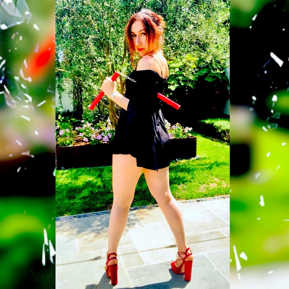 Meet your Posher, Dominique